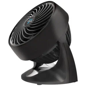 ectqaxjwpgf00b_0.jpg - Ventilador de Mesa Portátil, 2 Velocidades, 110V 25W, VORNADO 133 CR1 0221 06, Preto