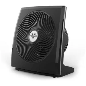 Ventilador e Circulador de Ar com Inclinação Ajustável de 90 , 3 Velocidades. Alcance de 20 Metros e Grade Removível, 110V 39W, Vornado 673T, Preto