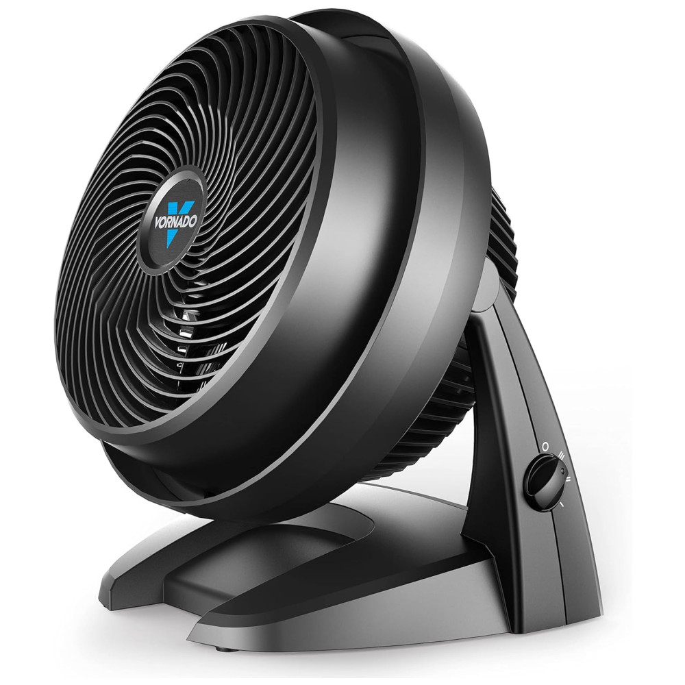 ectqs1vy4pt70b_1.jpg - Conjunto de Ventiladores de Mesa Vornado 630 e CR1 0253, 110V, Preto e Branco